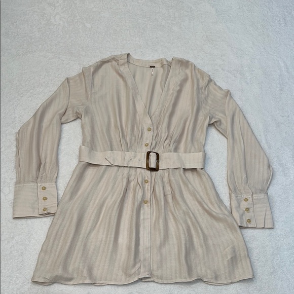 Free People Ivory Buckle Boho Long Sleeve Flowy  Fitted Blouse Size L - Picture 3 of 13